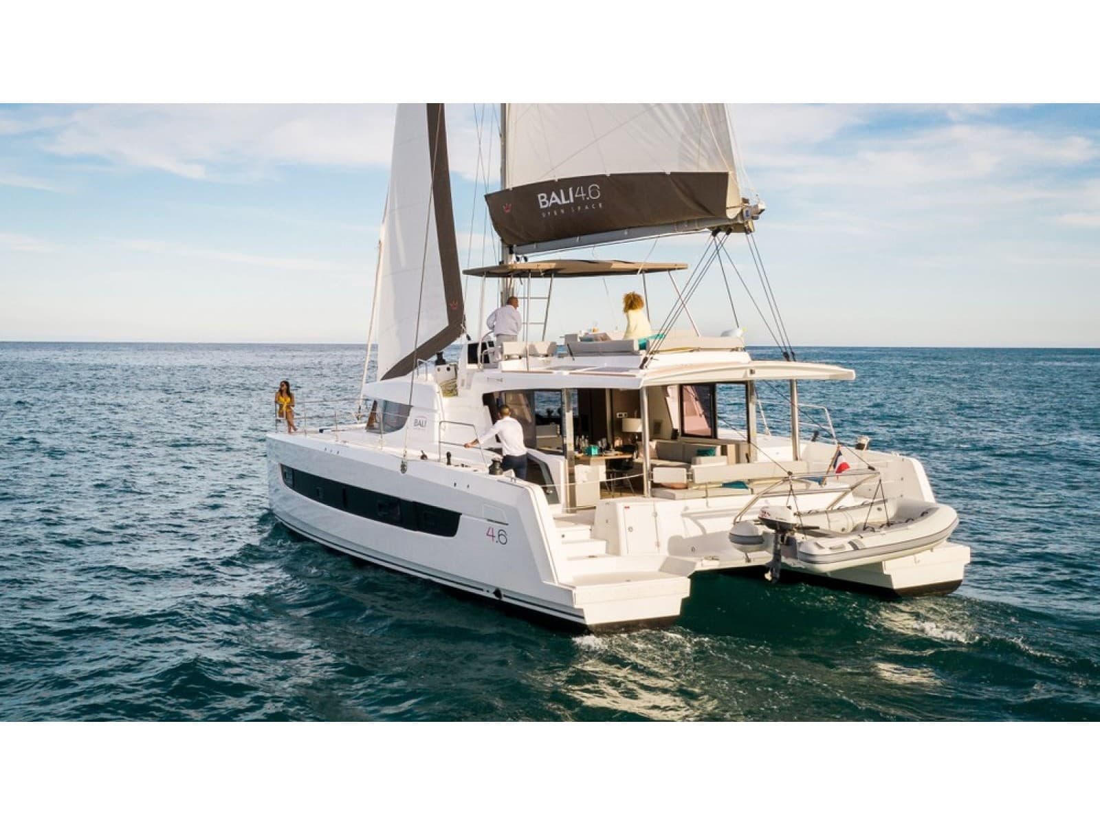LOS ROQUES – Bali Catamarans