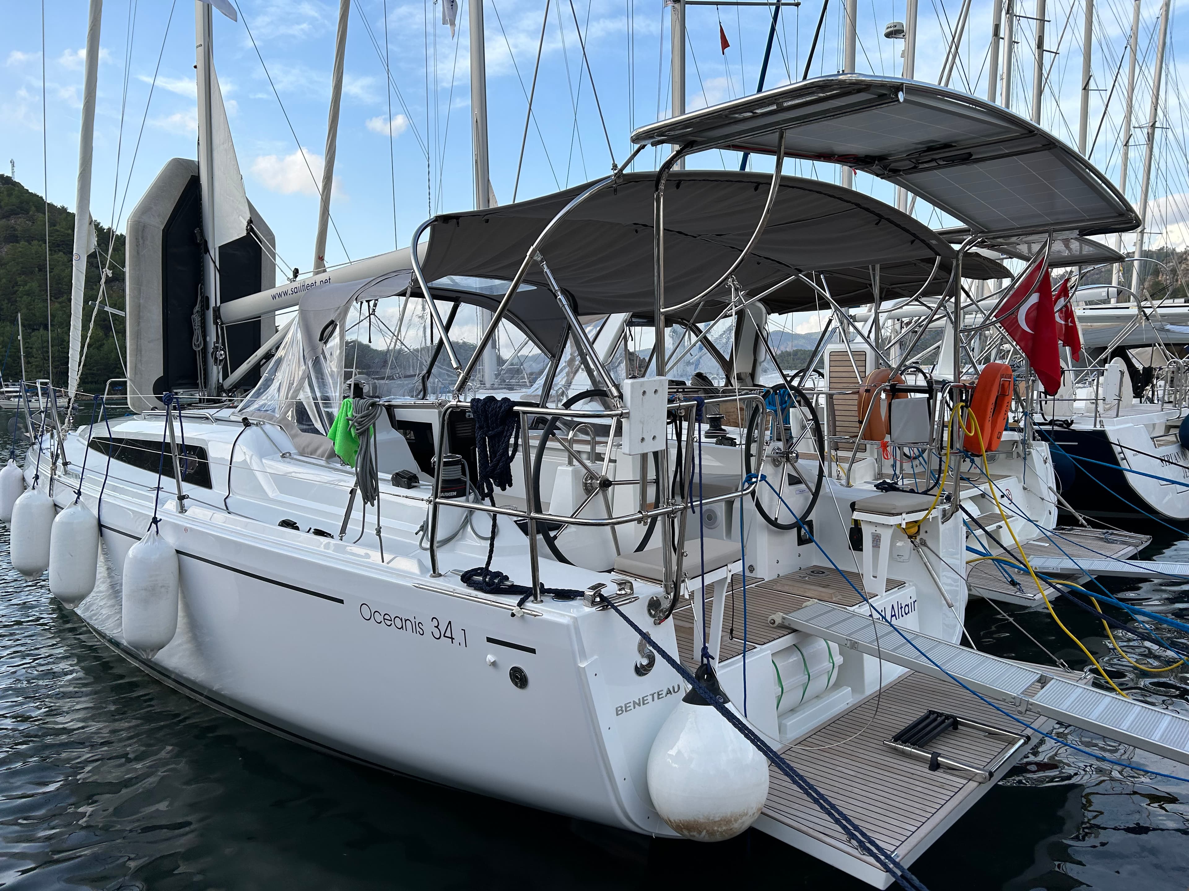 Sail Altair 1