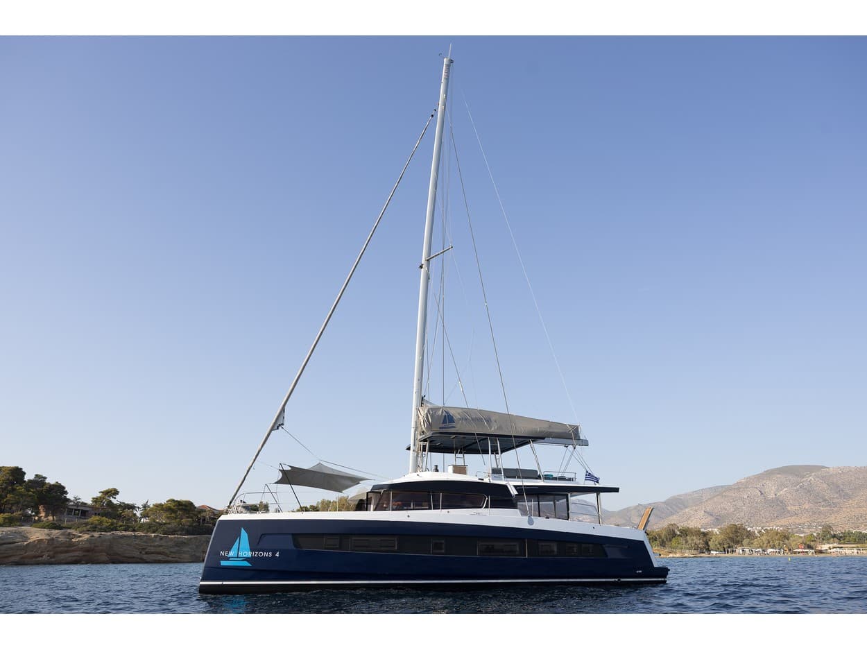 New Horizons 4 – Bali Catamarans