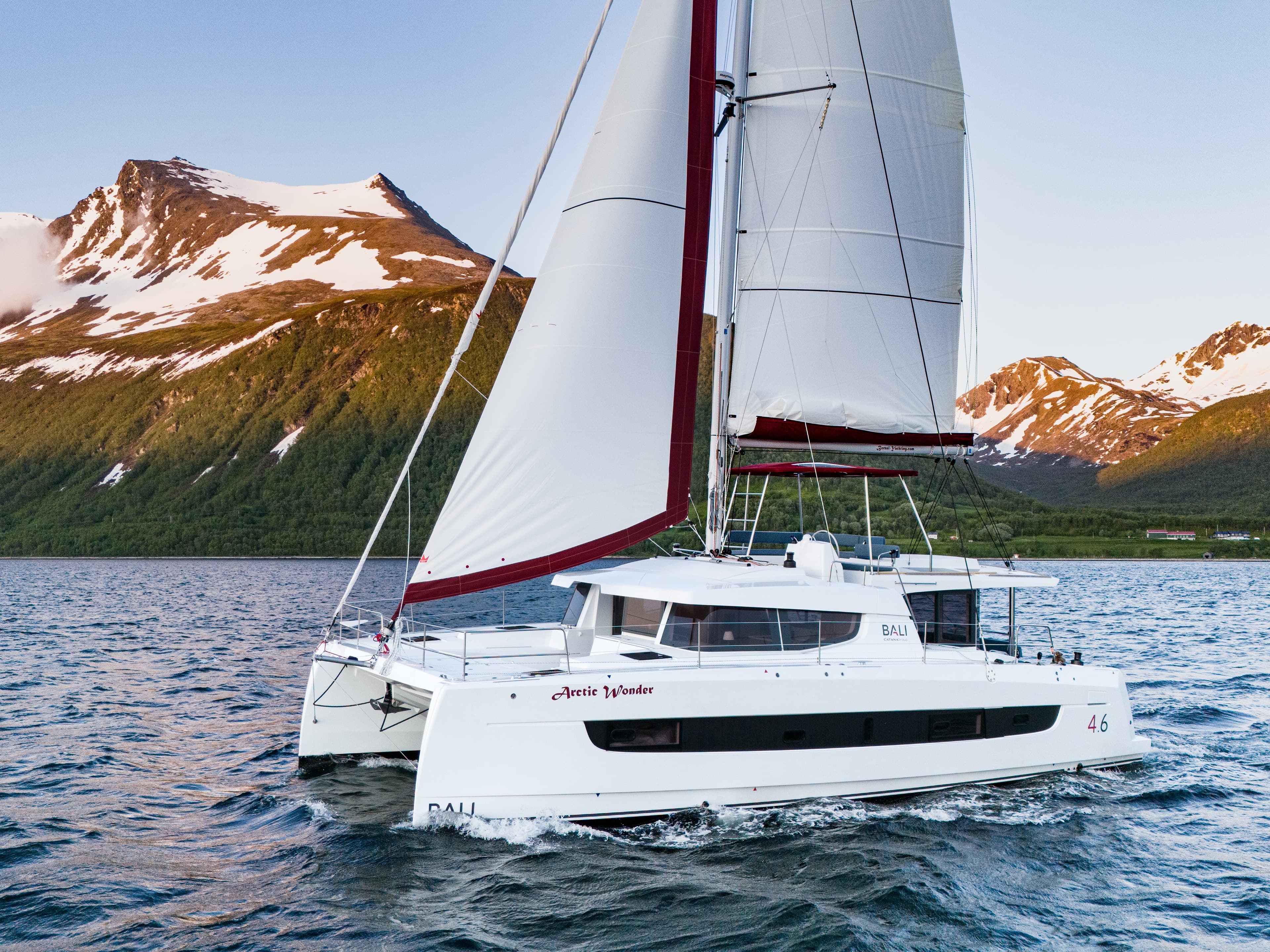 Arctic Wonder – Bali Catamarans