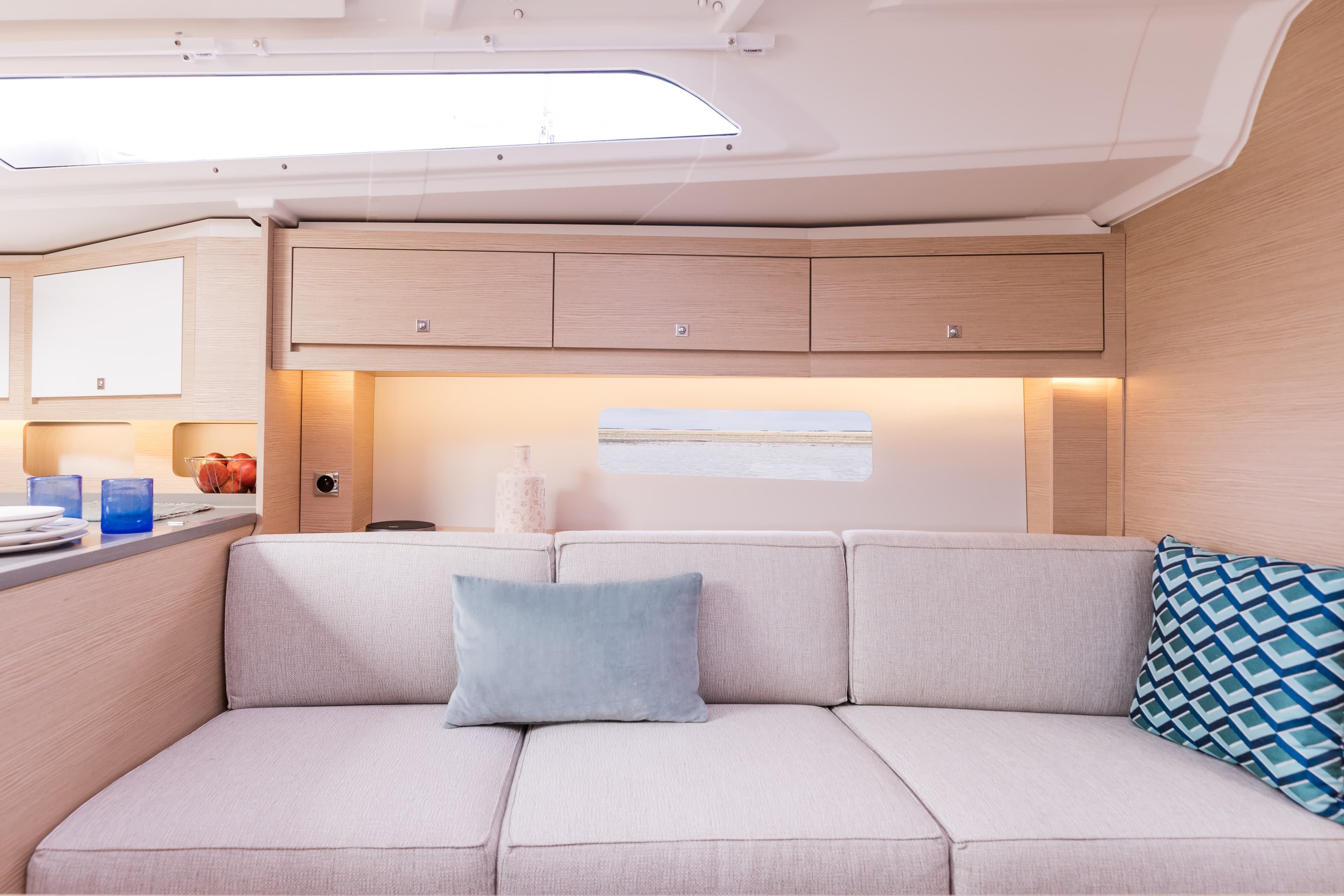 Sunsail 37.3 Premium Plus