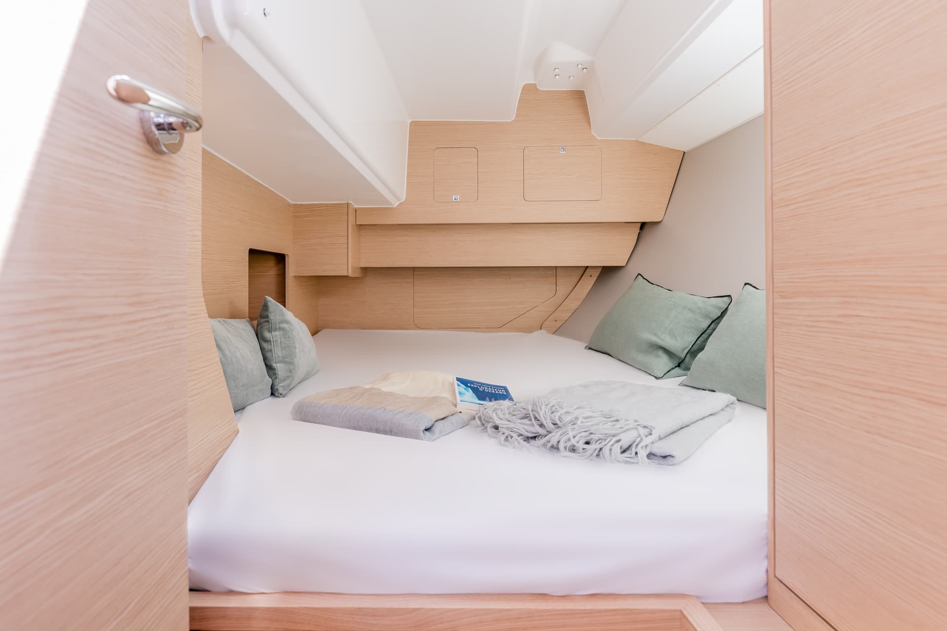 Sunsail 37.3 Premium Plus
