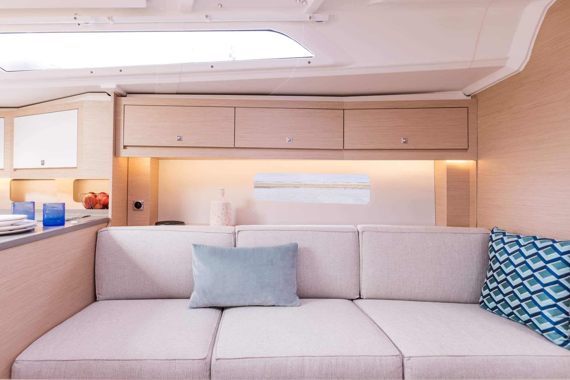 Sunsail 37.3 Premium Plus
