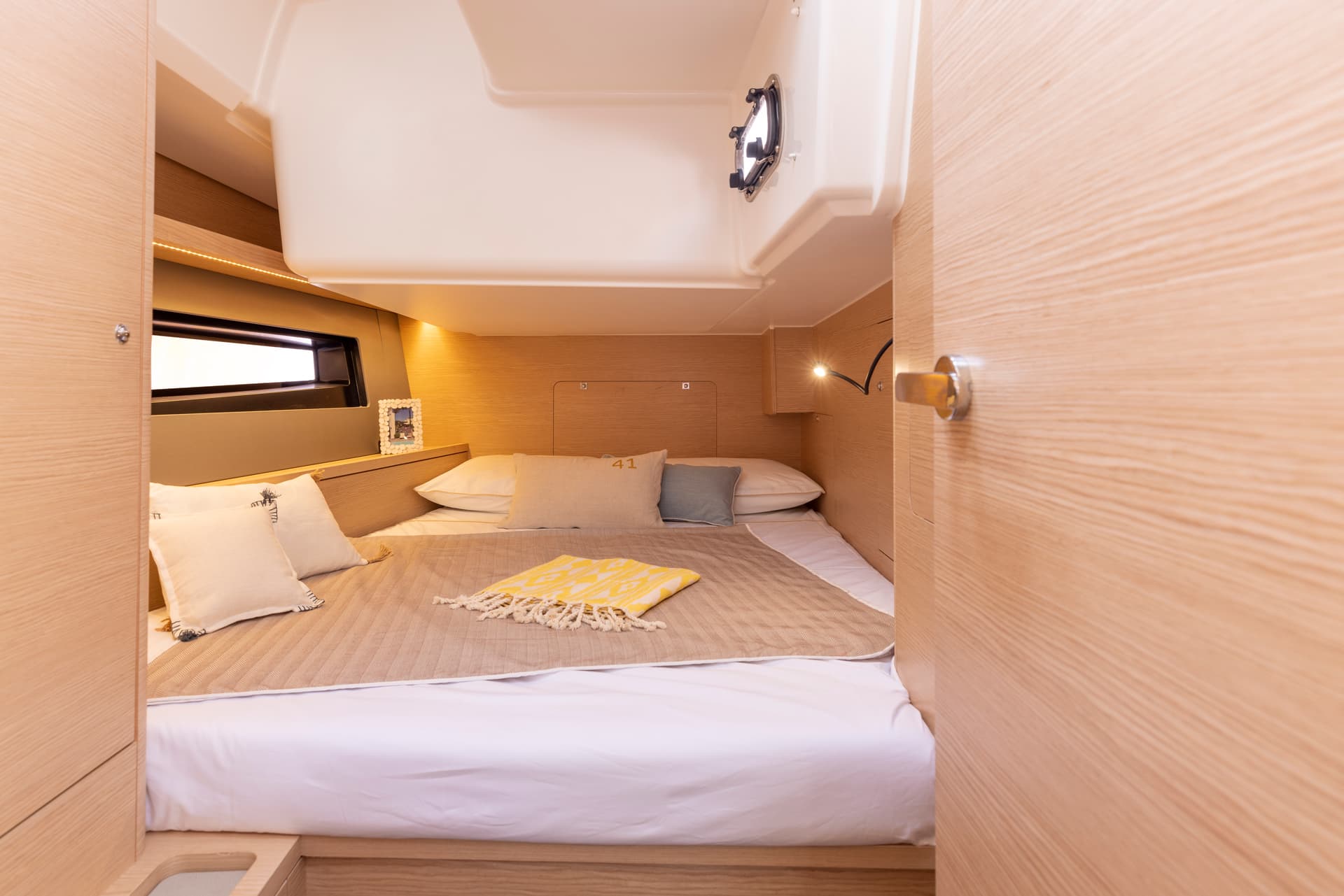 Sunsail 41.3 Premium Plus