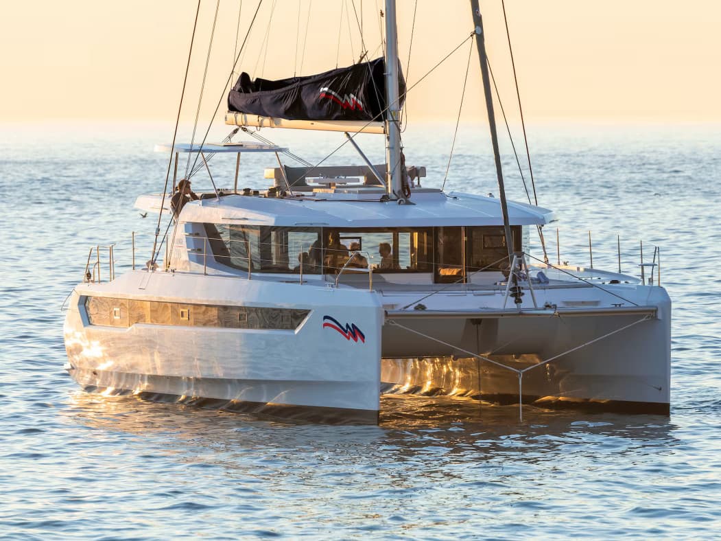 Moorings 5200 Exclusive Plus