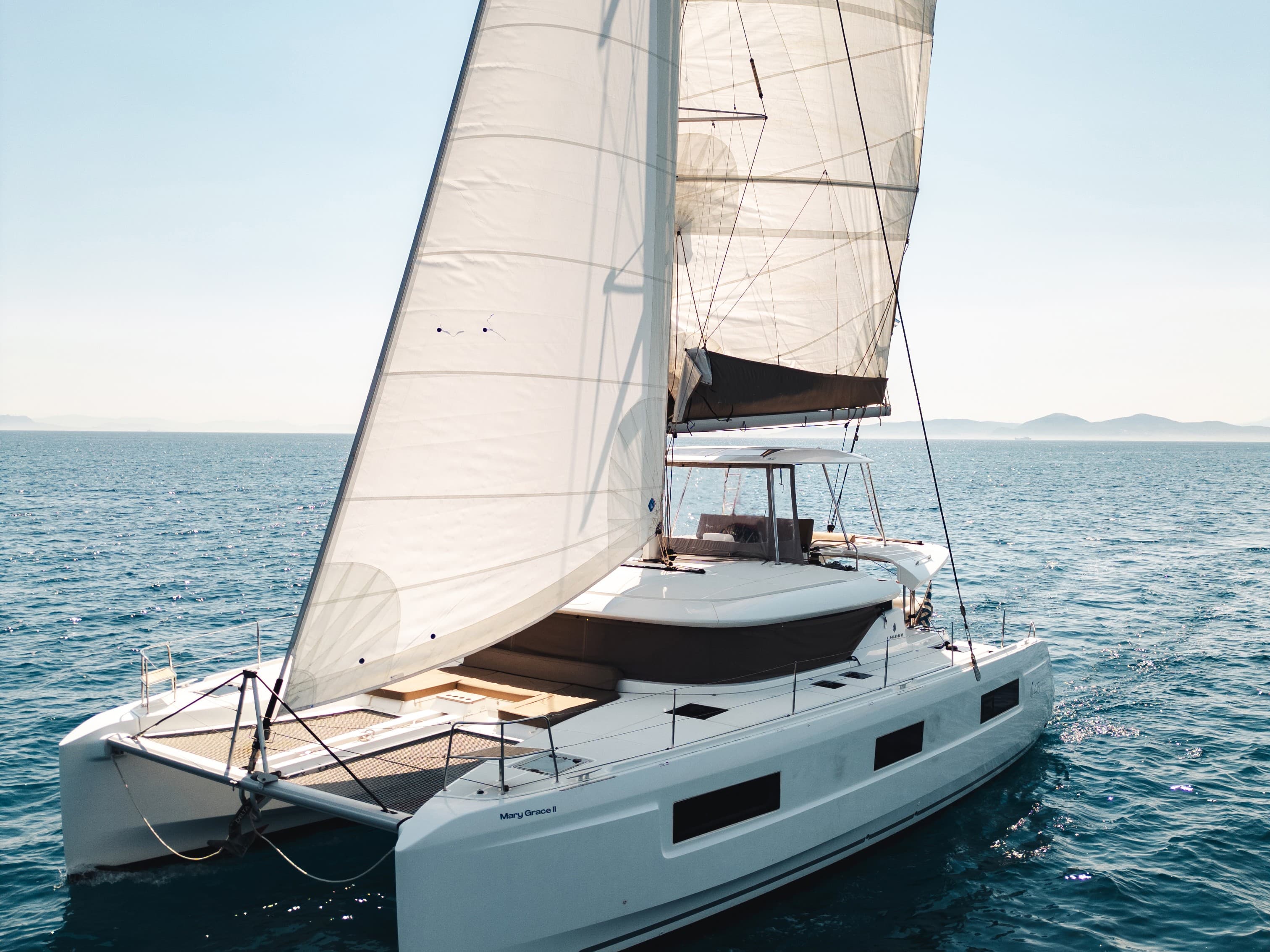 MARY GRACE II – Lagoon