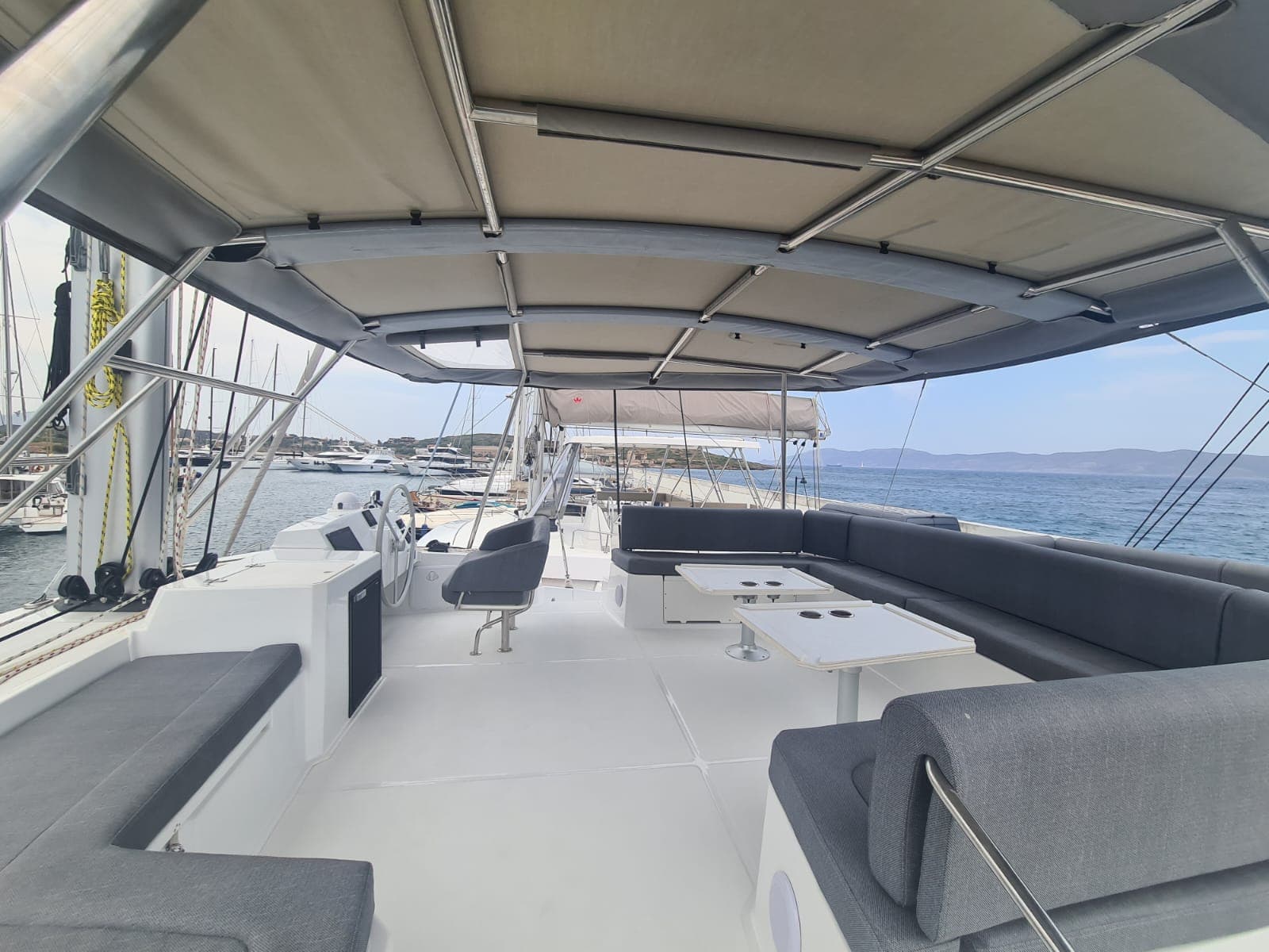 AMMOS IV - Fully Equipped – Bali Catamarans