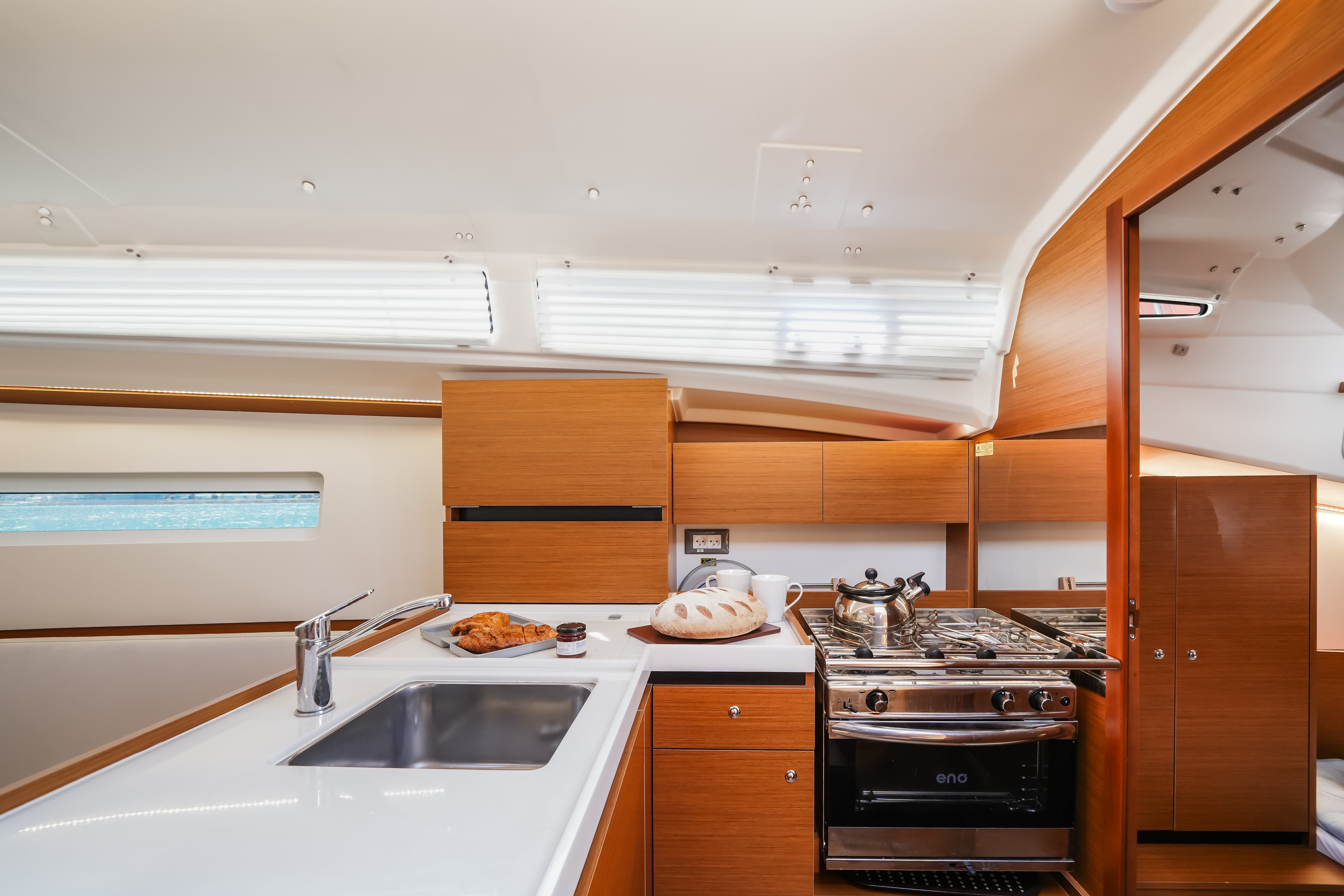 NorthWind 35