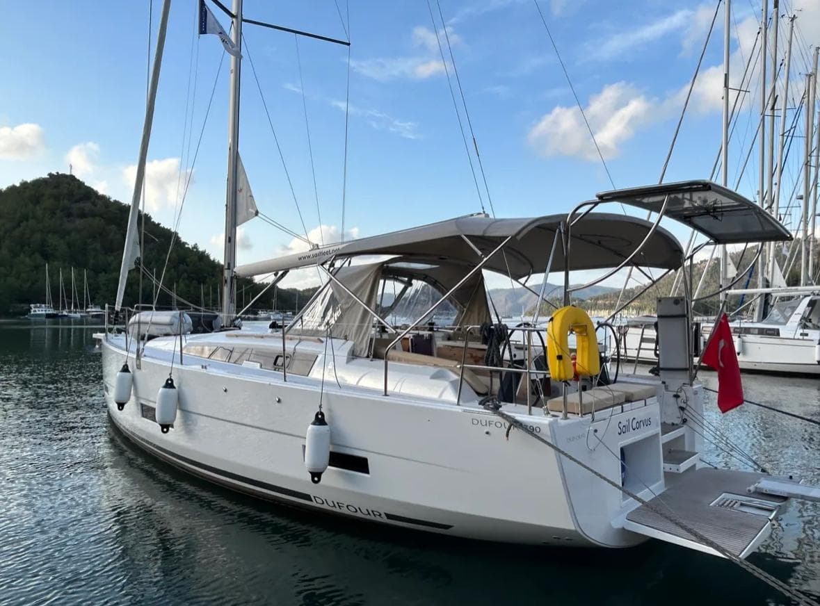 Sail Corvus – Dufour Yachts