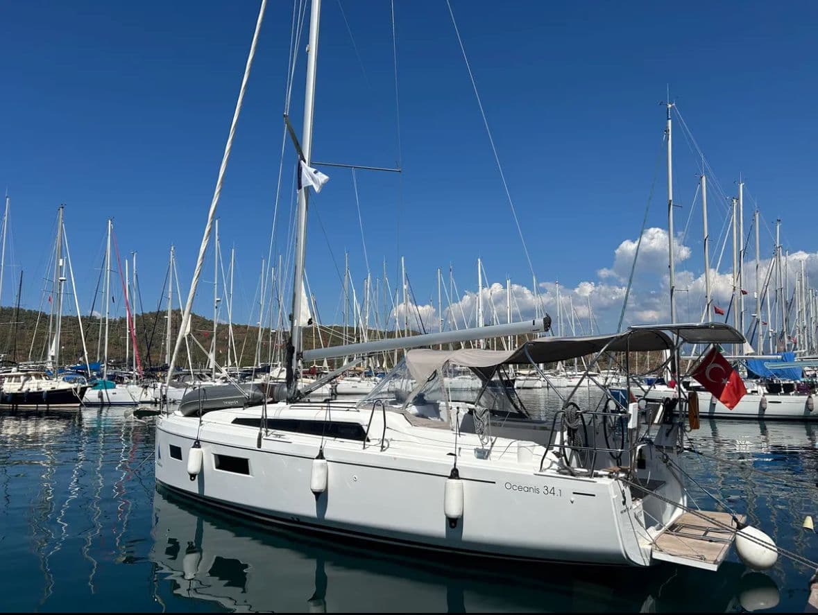 Sail Lynx – Beneteau