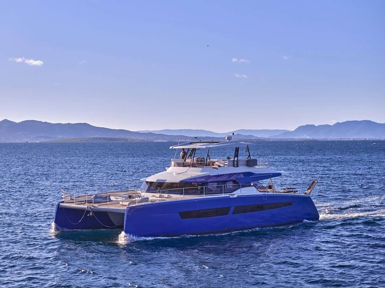 Majesty of Greece – Fountaine Pajot