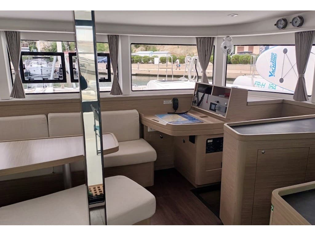 GRAND DELUXE III