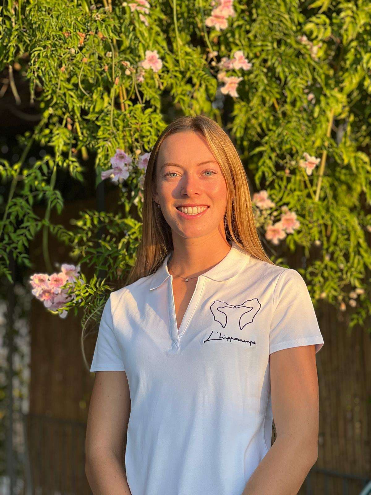 Ella Holmes